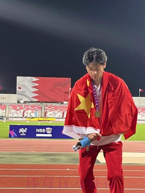 九十八个世界冠军 中国学生运动员闪耀国际赛场